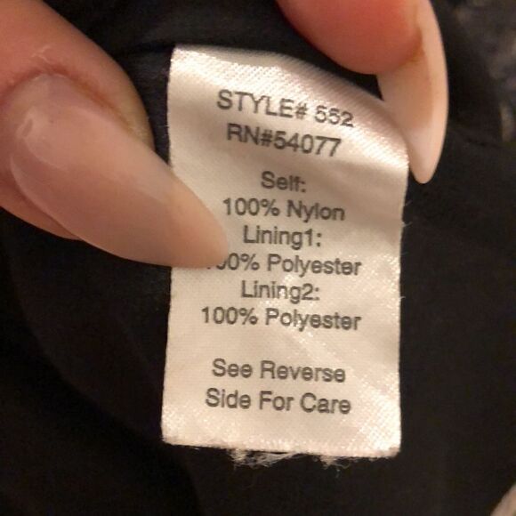 CAbi sleeveless lace layered top blouse - Picture 4 of 5